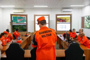 Imagem da notícia - Governo do Amazonas divulga boletim sobre a estiagem no estado, neste domingo