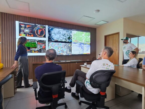 Banco alemão KfW conhece sistemas de monitoramento ambiental e agenda de comando e contro…