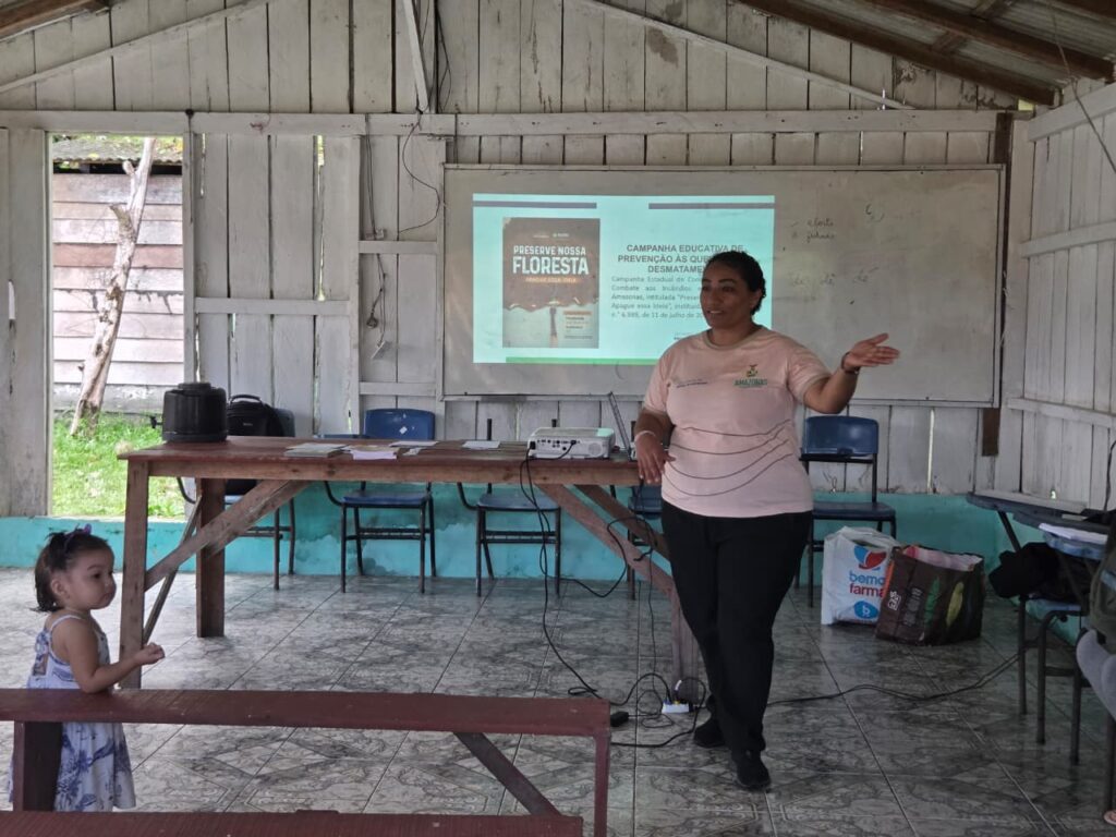Sema realiza acao educativa sobre prevencao as queimadas e manejo de residuos na RDS Puranga Conqui