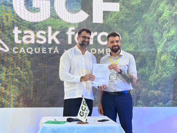 Sema/AM firma parceria com FSC Brasil para fortalecer manejo sustentável em Unidades de C…